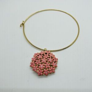 NWOT Necklace with pink sparkly flowers